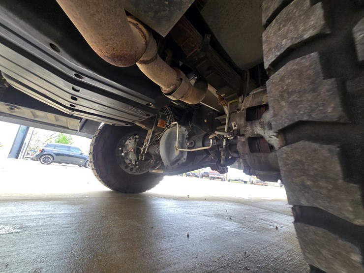 2020-ford-f550-image-130