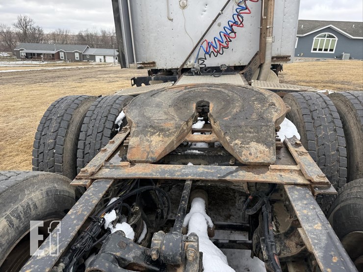 1998-kenworth-t600-image-8