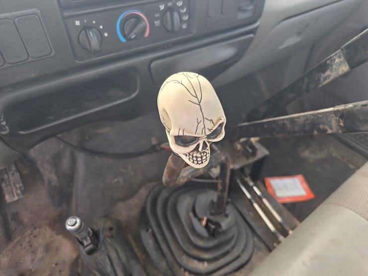 2004-ford-f650-image-69