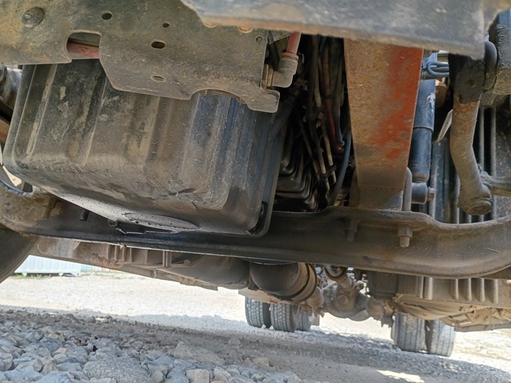 2009-freightliner-cascadia-125-image-31