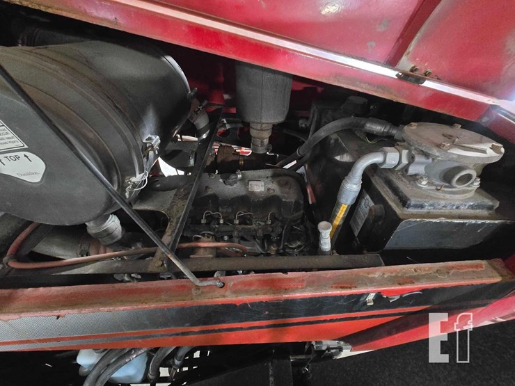 case-ih-patriot-3330-image-24