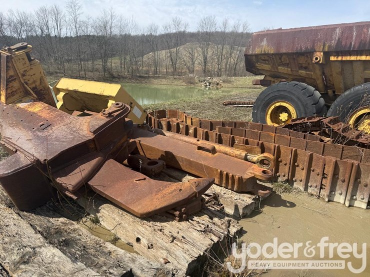 1982-caterpillar-d10-image-2