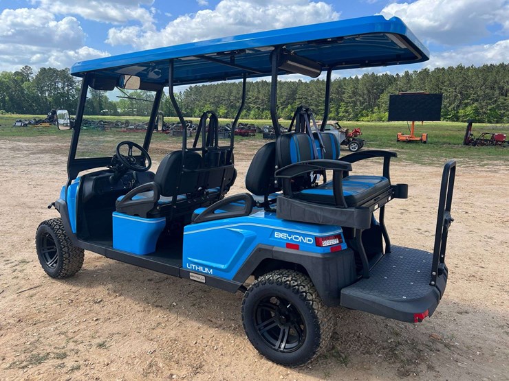 2023-bintelli-6-seater-electric-golf-cart-w/-on-board-charger-(186-miles-showing)-image-2