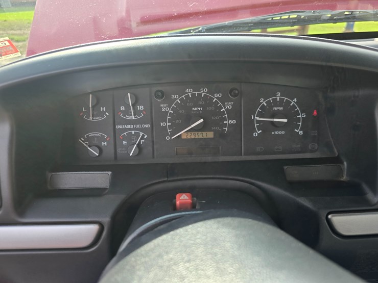 1995-ford-f350-image-53