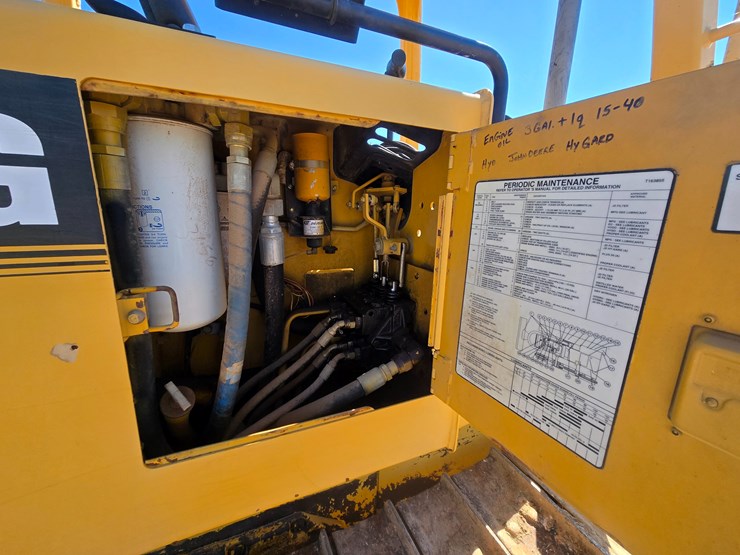 1998-deere-650g-image-63