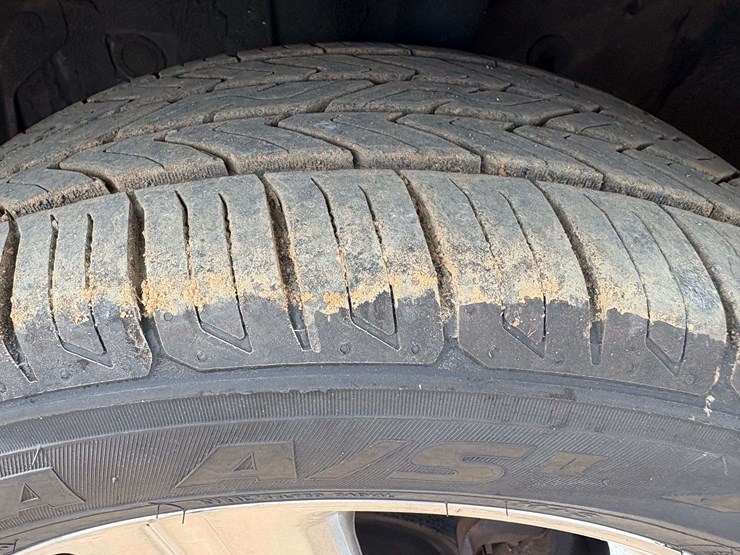 2013-kia-sorento-image-10