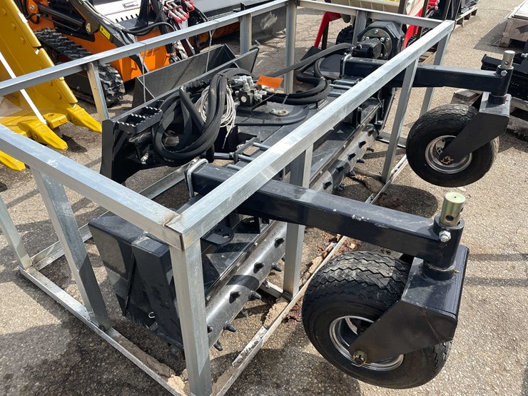#7040-•-unused-arteer-72"-skid-steer-landscape-harley-rake-(o10)-image-3