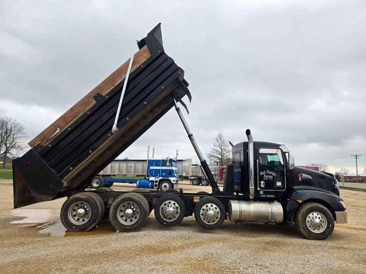 2014-kenworth-t660-image-38