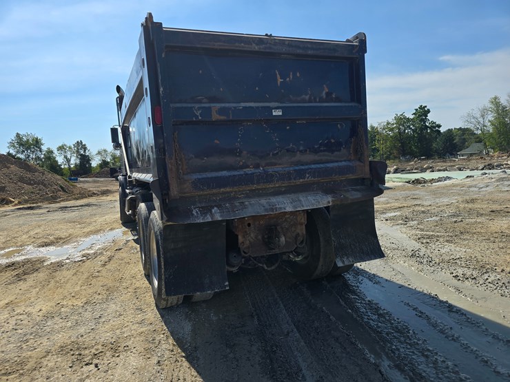 #21305-•-2003-kenworth-dump-truck-image-19