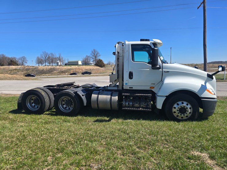 2019-international-lt-image-11