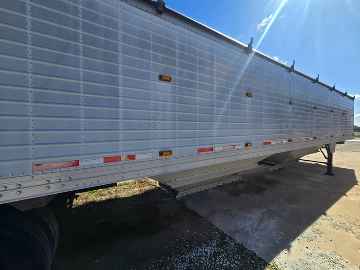 2010-timpte-hopper-bottom-image-15