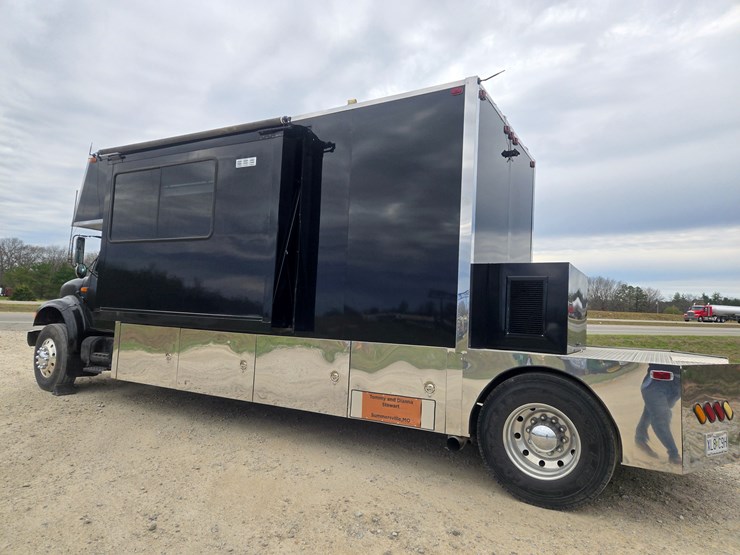 1990-international-4900-image-13