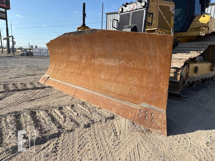 2019-caterpillar-d6-xe-lgp-image-11