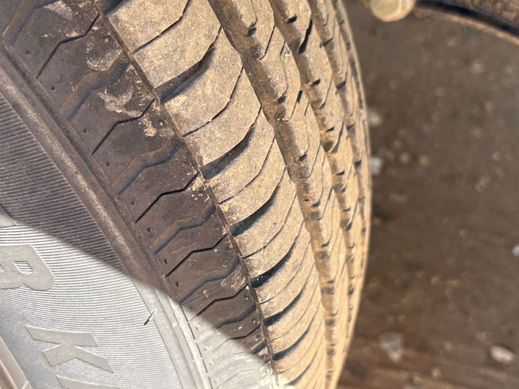 2020-coleman-dutchman-travel-trailer-image-27