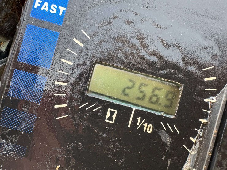 cub-cadet-rtzl-54"-zero-turn-lawn-mower-(256-hours)-image-13