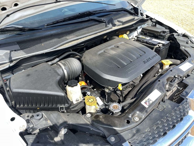 2019-dodge-grand-caravan-sxt-image-8