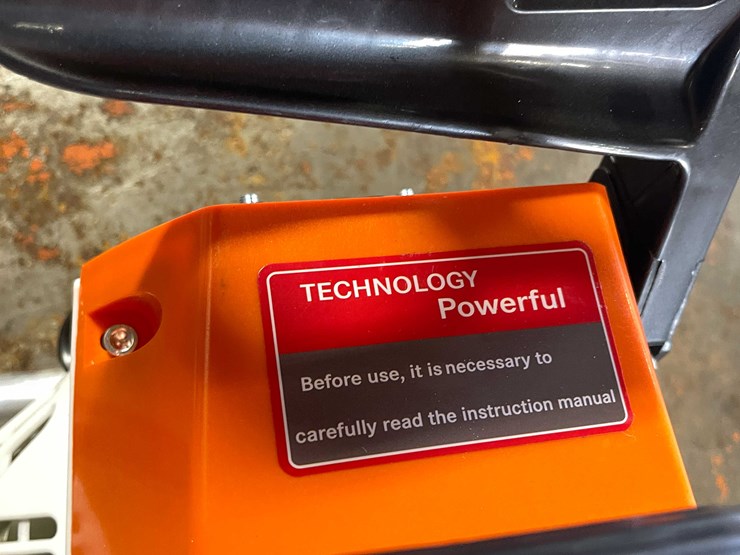 #7005-•-chainsaw-(cw)-image-4