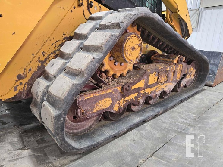 2020-caterpillar-289d3-image-24