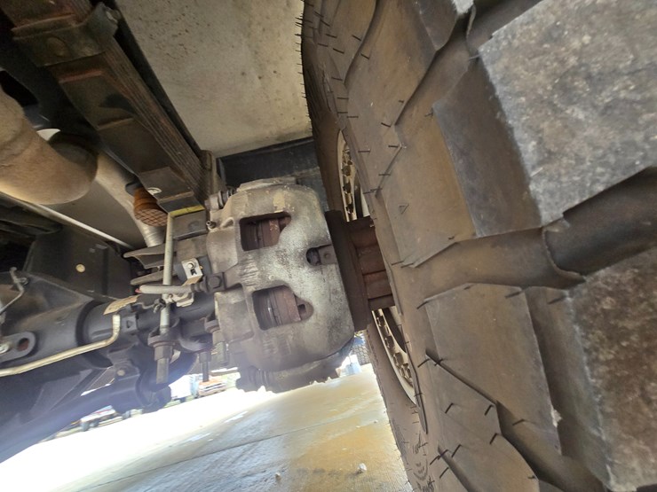 2020-ford-f550-image-129