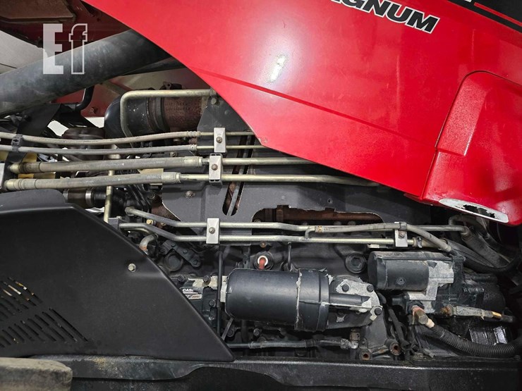 2017-case-ih-magnum-340-image-22