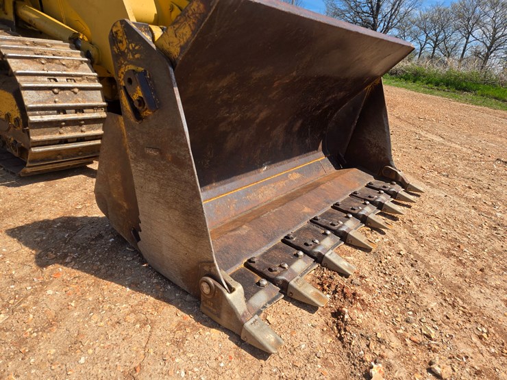 2001-caterpillar-953c-image-102