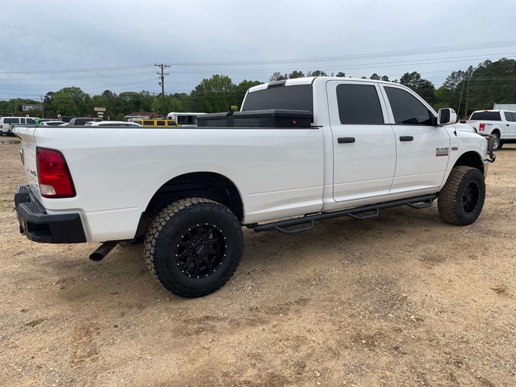 2014-dodge-ram-2500-image-3