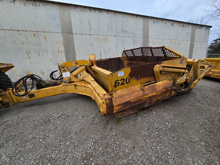 2006-deere-1812c-image-4