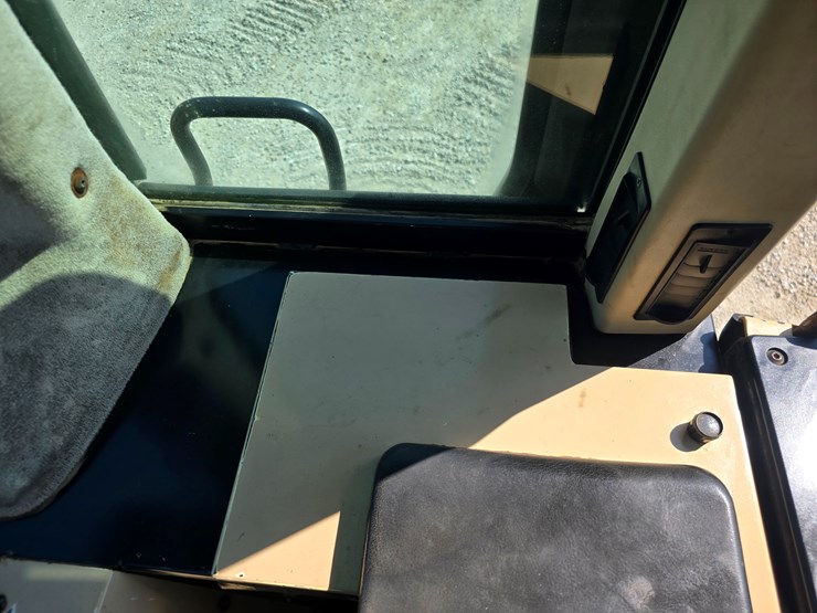 1996-caterpillar-953c-image-113