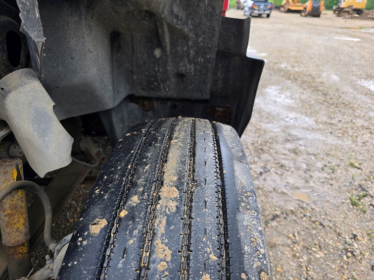 1994-mack-ch613-image-31