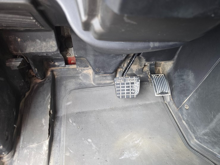 #22592-•-2019-mack-anthem-sleeper-truck-image-52