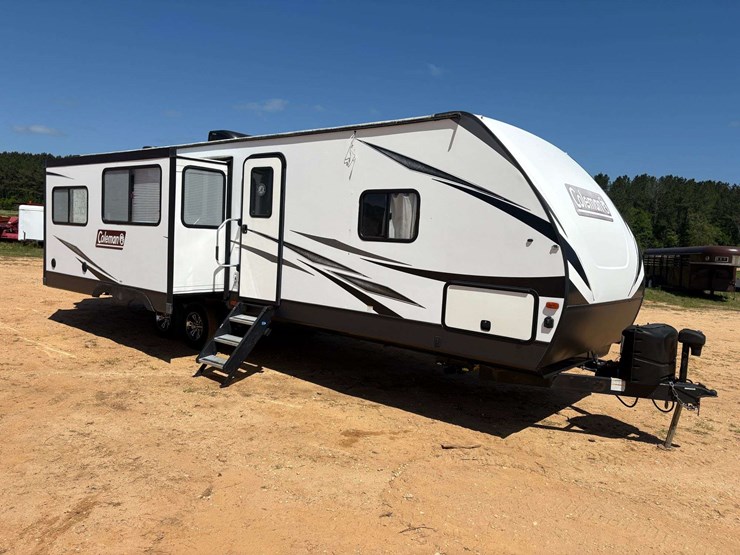 2020-coleman-dutchman-travel-trailer-image-4