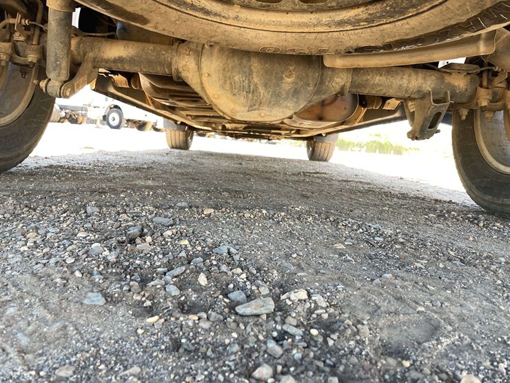 2019-chevrolet-silverado-1500-image-24