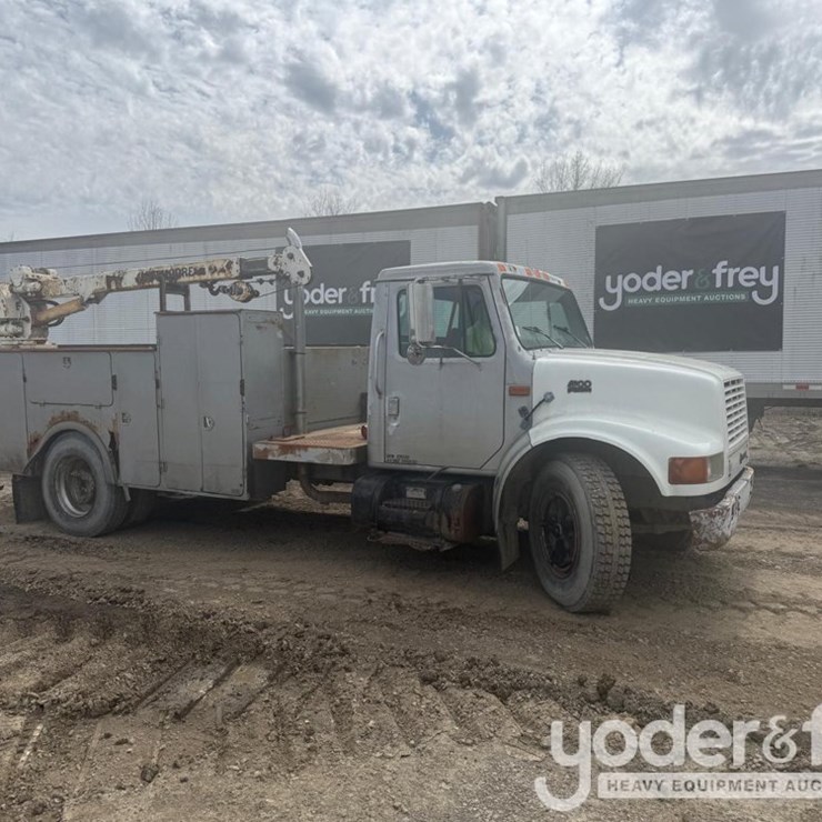 1994 INTERNATIONAL 4700