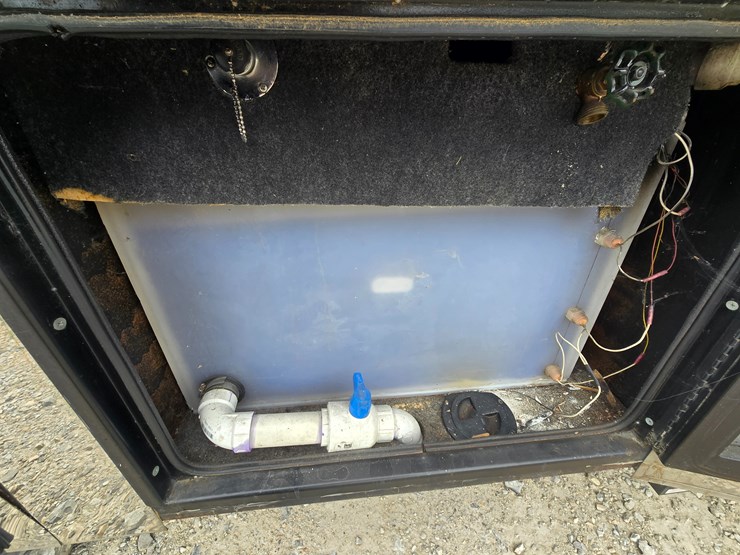 1990-international-4900-image-75