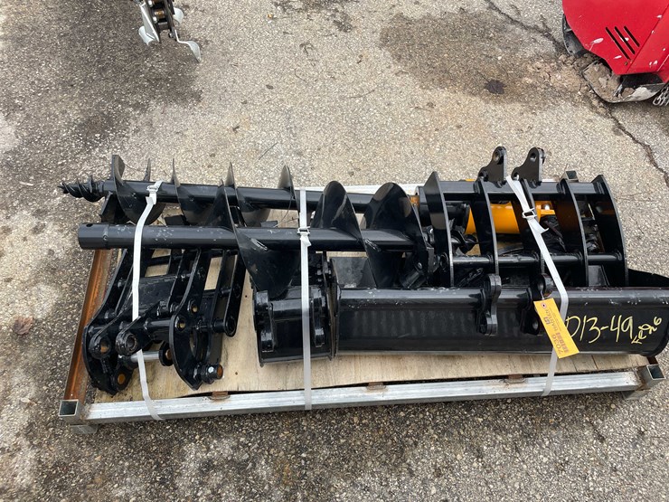 #7036-•-unused-giyi-8-piece-attachment-fit-for-mini-excavators-(o10)-image-1