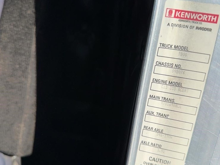 2005-kenworth-t800-image-53