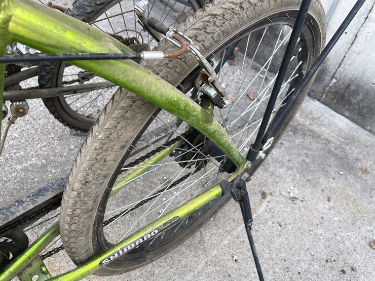 #7073-•-(3)-bikes-(o4)-image-13