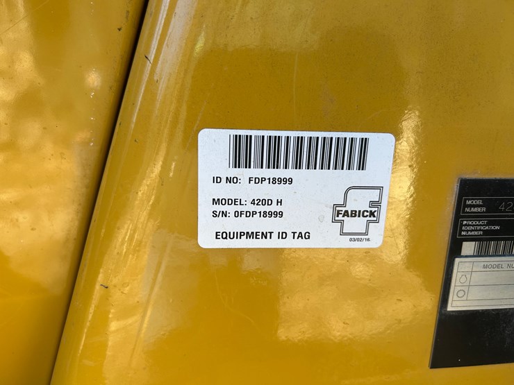 2005-caterpillar-420d-image-36