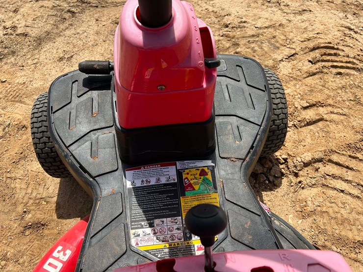 craftsman-r110-30"-riding-lawn-mower-image-9