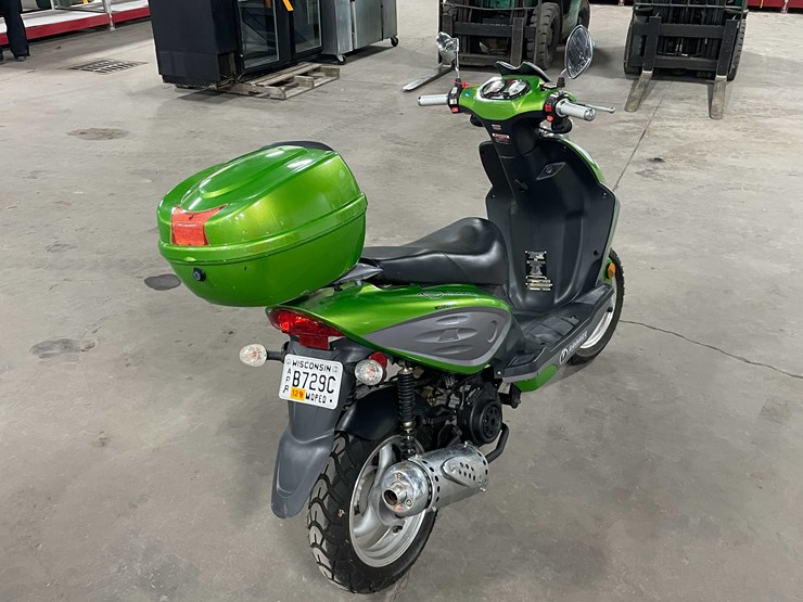 #1468-•-2011-taizhou-moped-(has-wi-title)-(d)-image-6