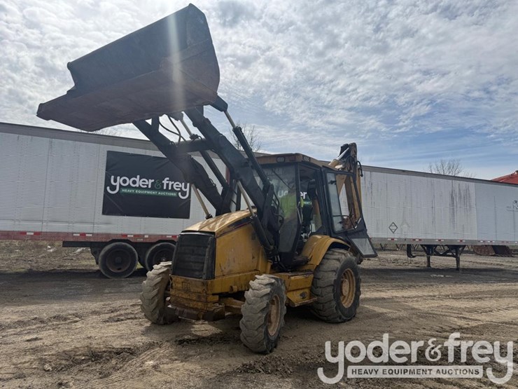 caterpillar-426c-image-1