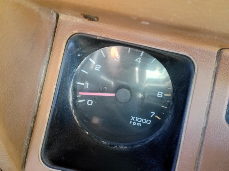 1993-jeep-wrangler-image-53