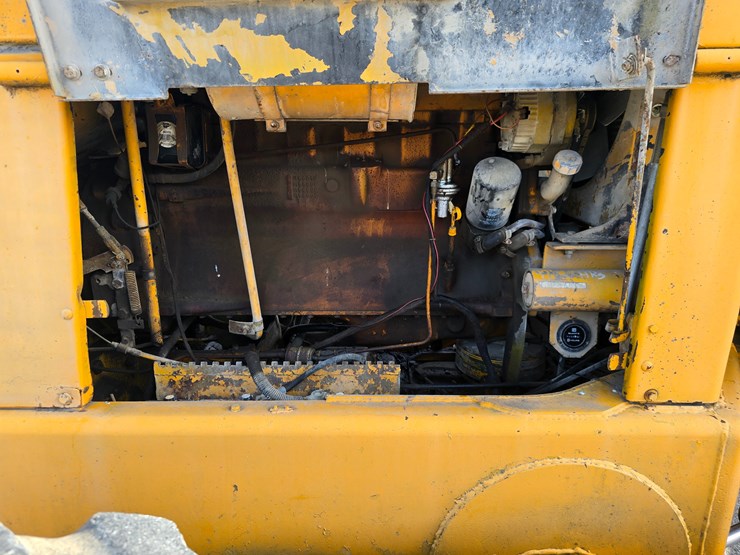 1971-deere-570a-image-62