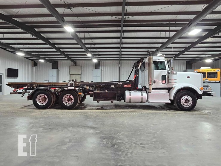 2017-peterbilt-367-image-6