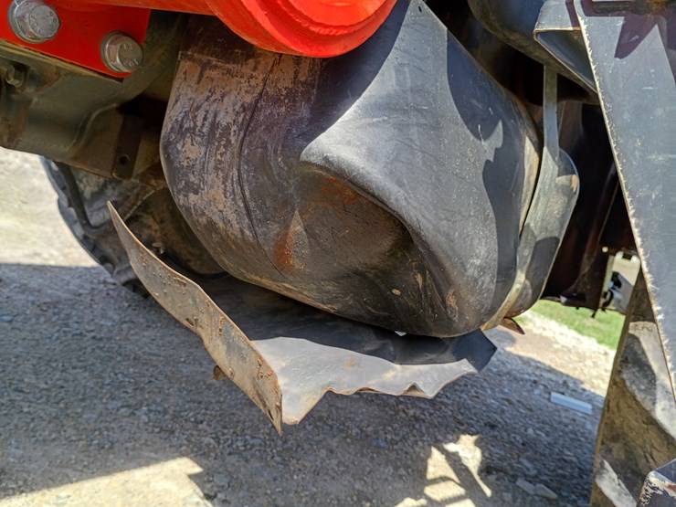 2019-kubota-m7060-image-79