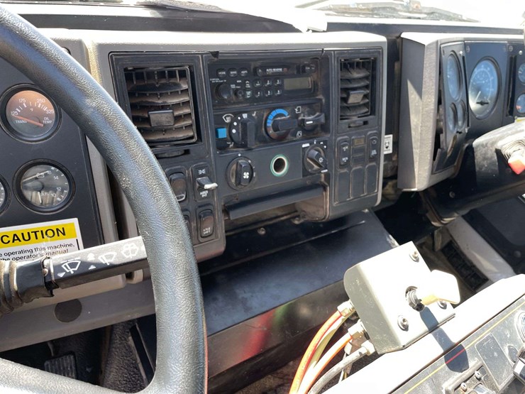 2003-sterling-sc8000-image-12