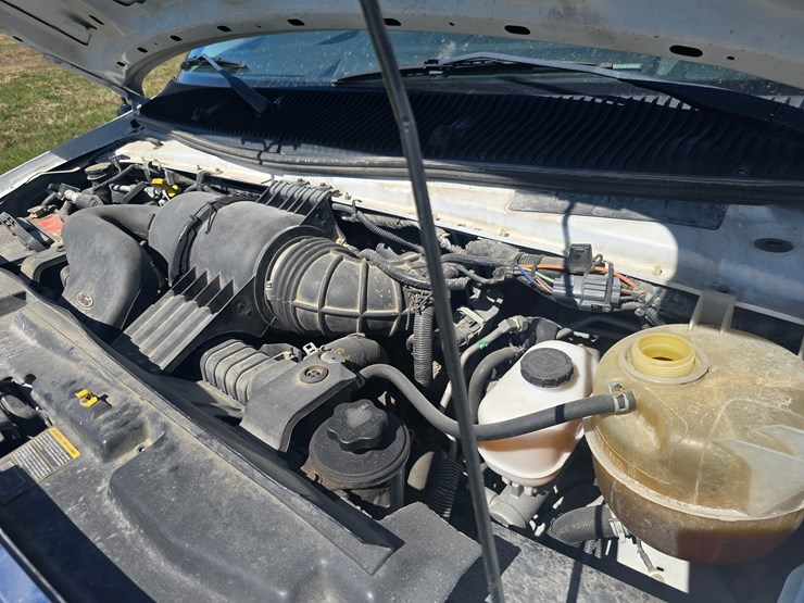 2016-ford-e450-image-21