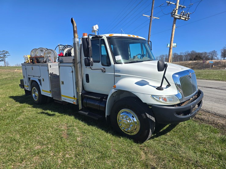 2008-international-durastar-4300-image-19