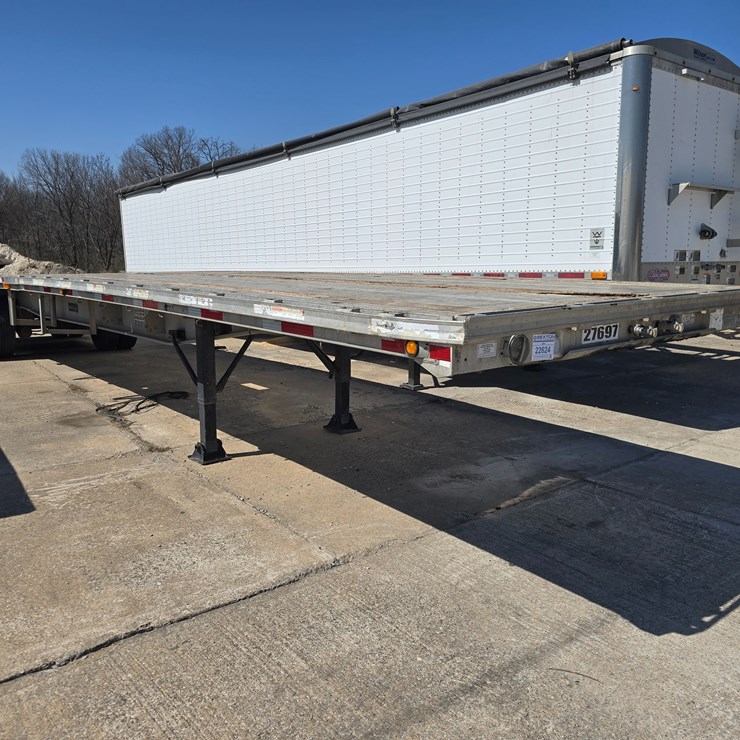 #22624 • 1997 Ravens Flatbed Trailer