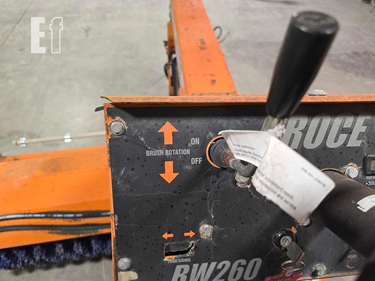 2018-broce-bw260-image-17